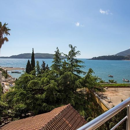 Apartments Lumiere Рафаиловичи Экстерьер фото