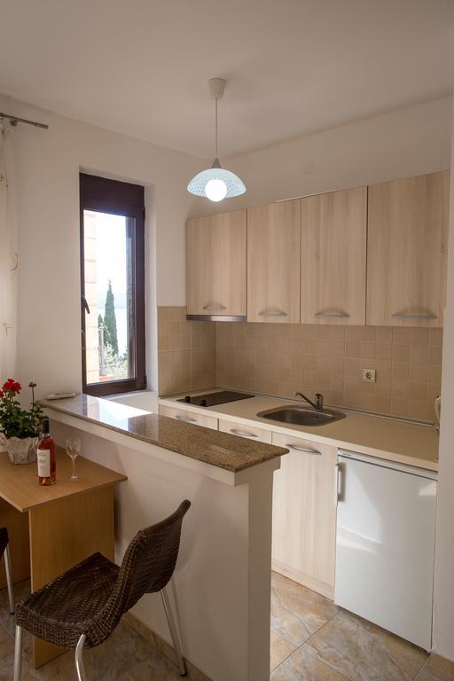 Apartments Lumiere Рафаиловичи Экстерьер фото