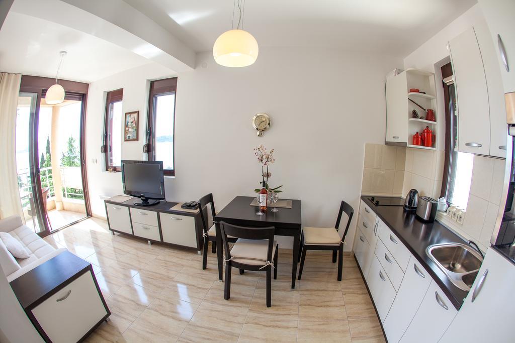 Apartments Lumiere Рафаиловичи Экстерьер фото